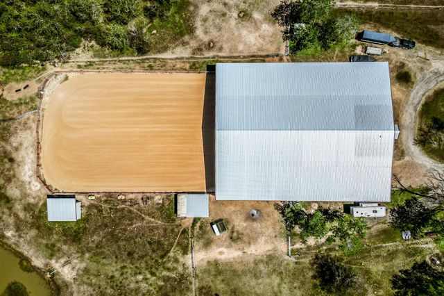 4200 Fm 2546, El Campo, TX 77437