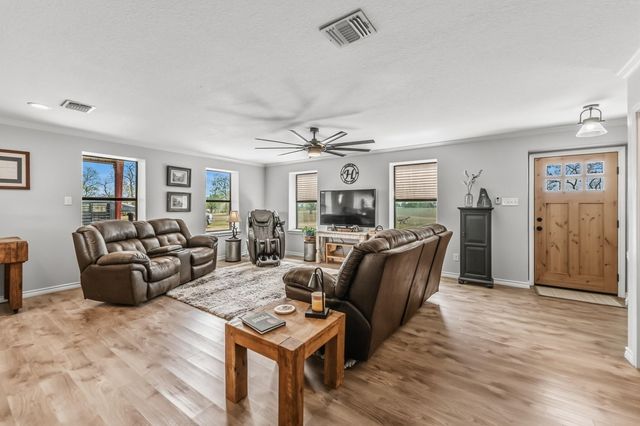 4200 Fm 2546, El Campo, TX 77437