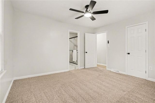 504 S Hunter Street, Independence, MO 64050