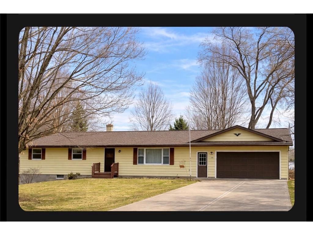 318 Grand Avenue, New Richmond, WI 54017