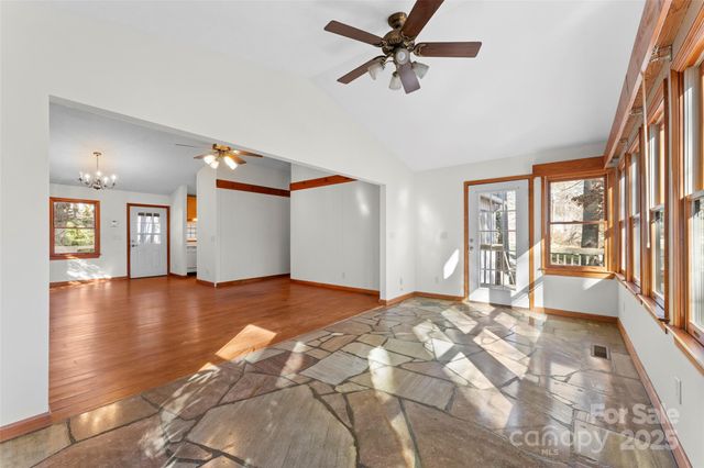 550 Kinross Drive, Flat Rock, NC 28731