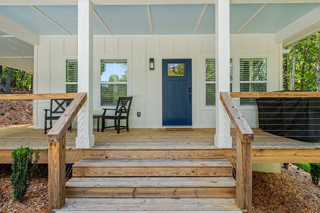 164 Acorn Lane, Warne, NC 28909