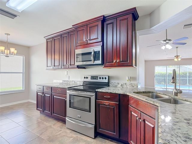 9718 PLEASANT RUN WAY, Tampa, FL 33647