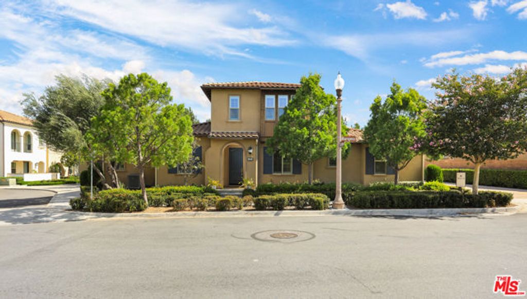 172 Burgess, Irvine, CA 92618