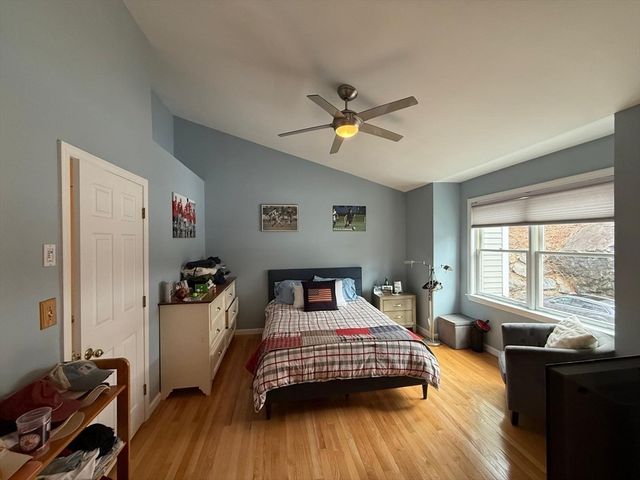 184 Bishops Forest Dr 184, Waltham, MA 02452