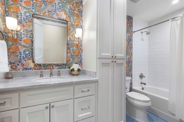 7119 Vivian Avenue, Dallas, TX 75223