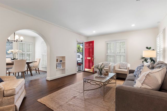 7119 Vivian Avenue, Dallas, TX 75223