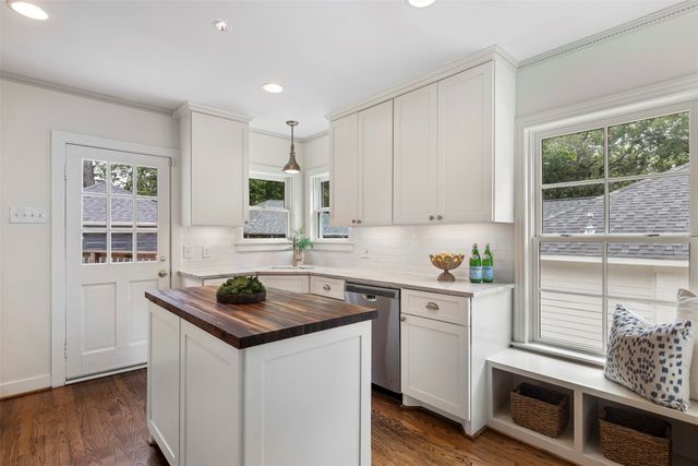 7119 Vivian Avenue, Dallas, TX 75223