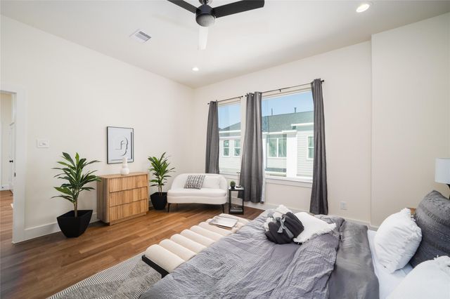 8913 Knoll Branch Dr Drive, Houston, TX 77080