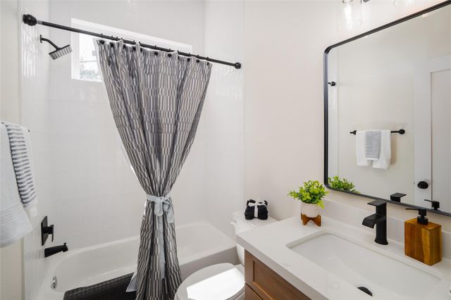 8913 Knoll Branch Dr Drive, Houston, TX 77080