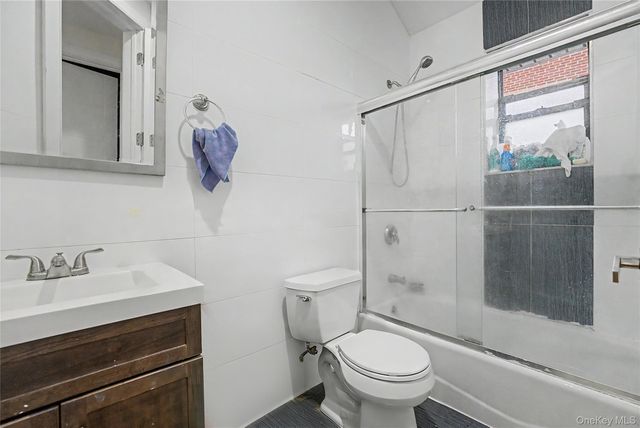 12-10 27th Avenue, Astoria, NY 11102