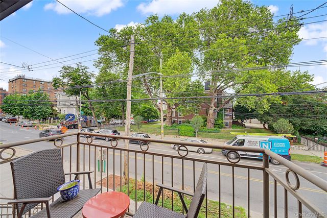 12-10 27th Avenue, Astoria, NY 11102