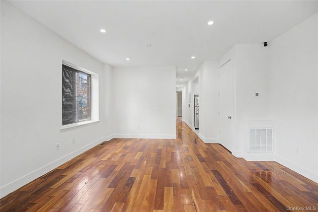 12-10 27th Avenue, Astoria, NY 11102