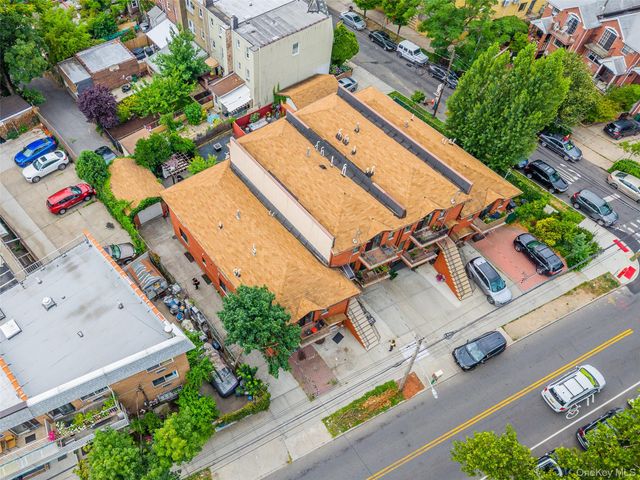 12-10 27th Avenue, Astoria, NY 11102