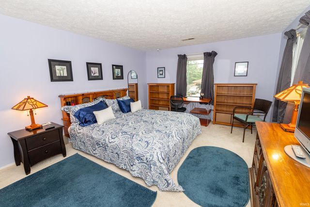 16300 Hamilton Street, Granger, IN 46530