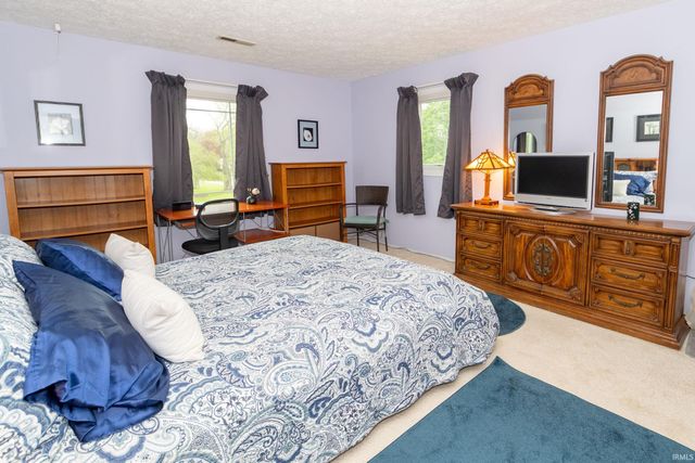 16300 Hamilton Street, Granger, IN 46530