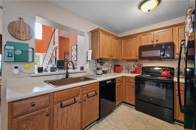 117 Walkers Pond Drive, Villa Rica, GA 30180