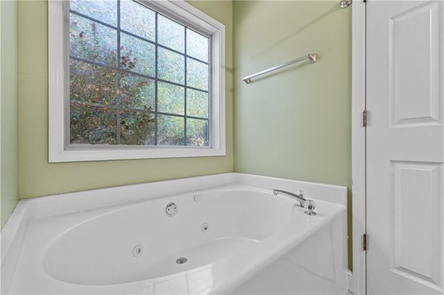 117 Walkers Pond Drive, Villa Rica, GA 30180