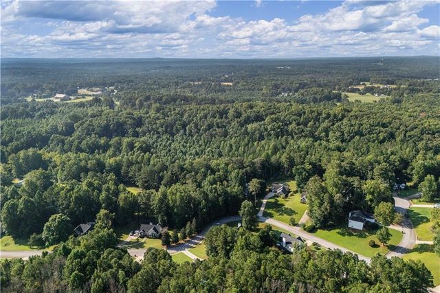 117 Walkers Pond Drive, Villa Rica, GA 30180