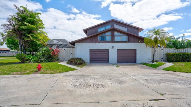 9604 Boca Gardens Pkwy A, Boca Raton, FL 33496