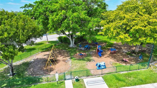 9604 Boca Gardens Pkwy A, Boca Raton, FL 33496