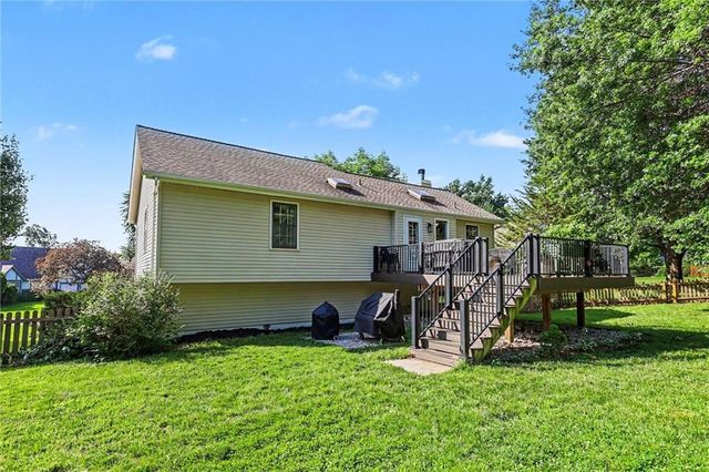 11634 Earnshaw Street, Overland Park, KS 66210