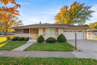 1000 4th Street, Harvard, IL 60033