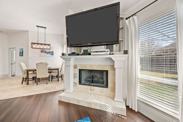 8116 Chamizal Drive, Fort Worth, TX 76137