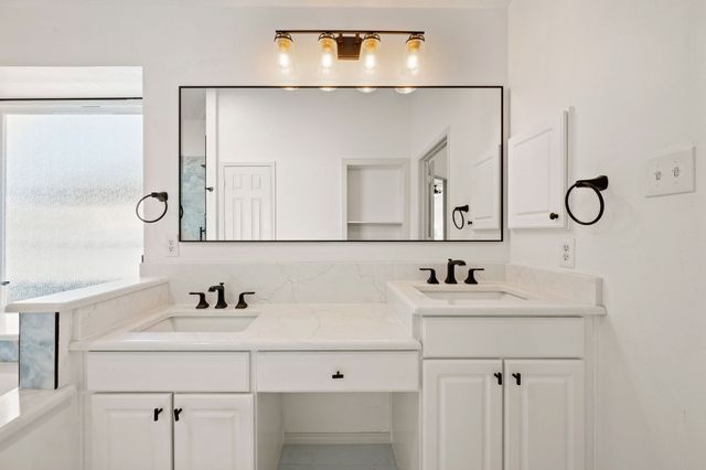 8116 Chamizal Drive, Fort Worth, TX 76137