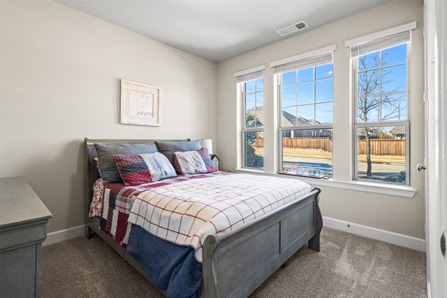 325 Foxthorne Way, Little Elm, TX 75068