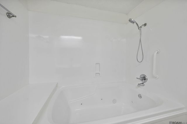 1434 Charing Cross Dr, Baton Rouge, LA 70810