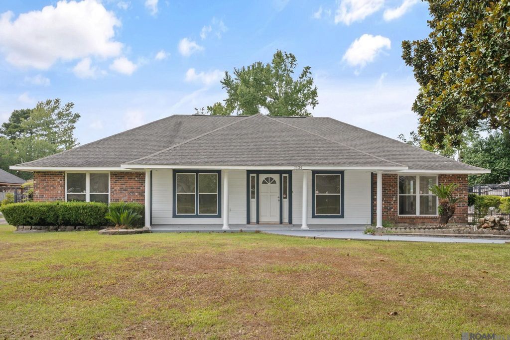 1434 Charing Cross Dr, Baton Rouge, LA 70810