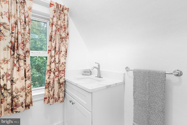 300 2ND AVE SW, Glen Burnie, MD 21061