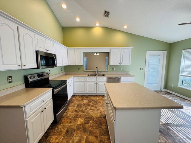 2656 SW 20TH CIRCLE, Ocala, FL 34471