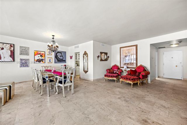 5255 Collins Ave 11A, Miami Beach, FL 33140