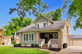 317 Olmsted Road, Riverside, IL 60546