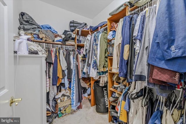 220 W RIDGE CT, Warrenton, VA 20186