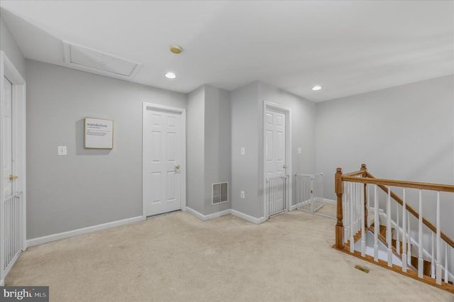 220 W RIDGE CT, Warrenton, VA 20186