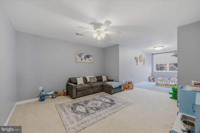 220 W RIDGE CT, Warrenton, VA 20186