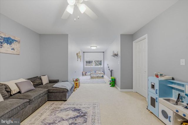 220 W RIDGE CT, Warrenton, VA 20186