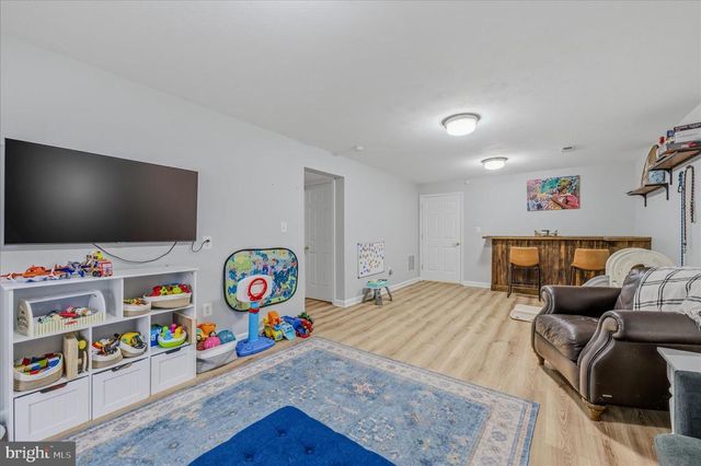 220 W RIDGE CT, Warrenton, VA 20186