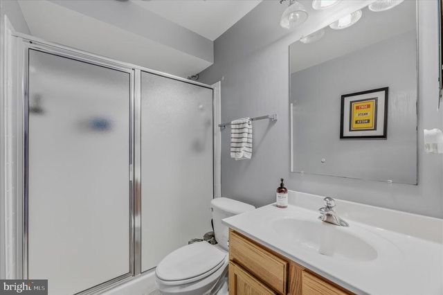 220 W RIDGE CT, Warrenton, VA 20186