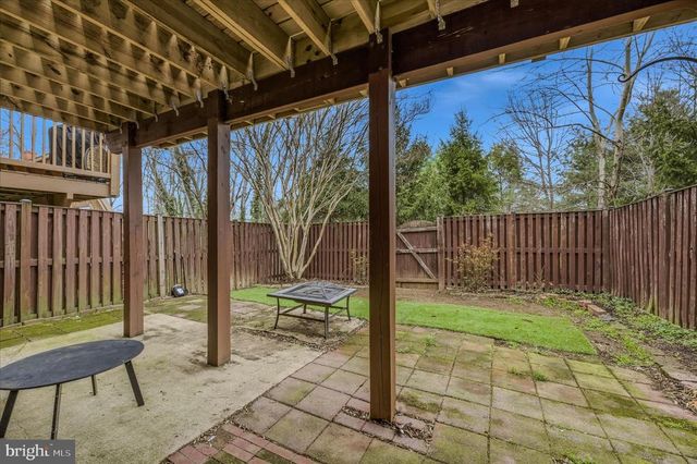 220 W RIDGE CT, Warrenton, VA 20186