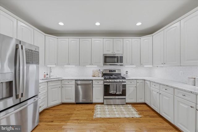 220 W RIDGE CT, Warrenton, VA 20186