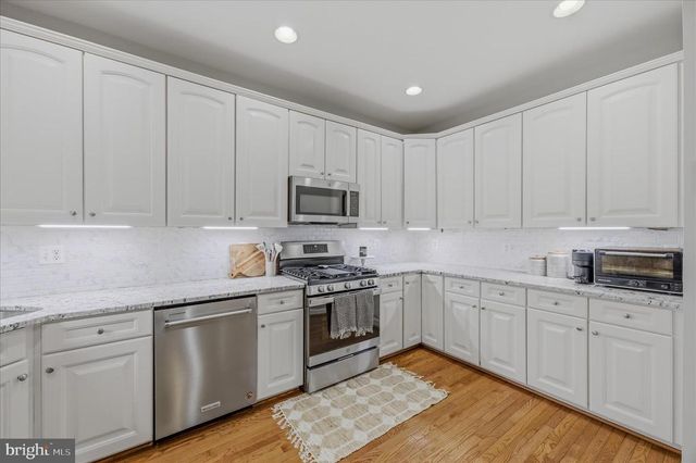 220 W RIDGE CT, Warrenton, VA 20186