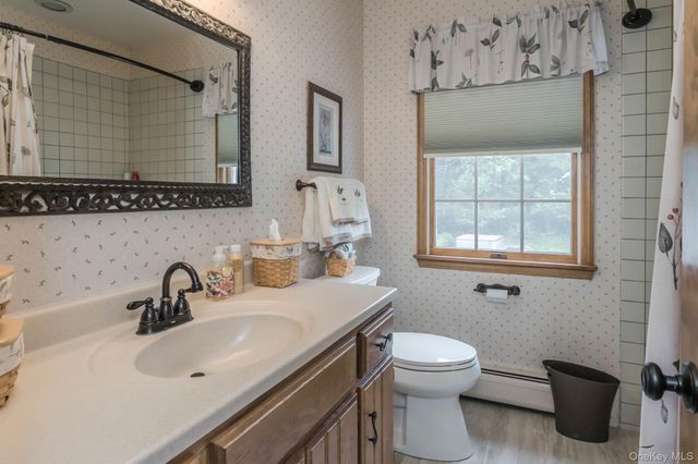 1 Cedar Hill Drive, Warwick, NY 10990