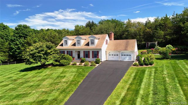 1 Cedar Hill Drive, Warwick, NY 10990
