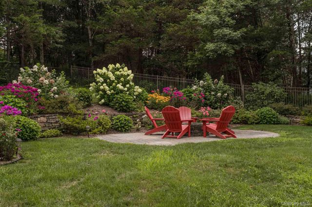 1 Cedar Hill Drive, Warwick, NY 10990