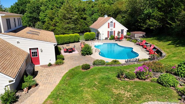 1 Cedar Hill Drive, Warwick, NY 10990