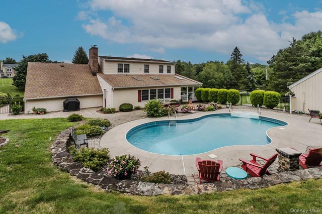 1 Cedar Hill Drive, Warwick, NY 10990